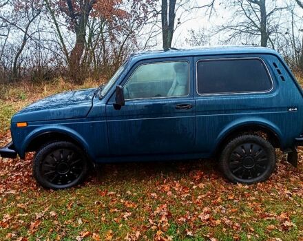 Зеленый ВАЗ Нива, объемом двигателя 1.7 л и пробегом 357 тыс. км за 2600 $, фото 10 на Automoto.ua