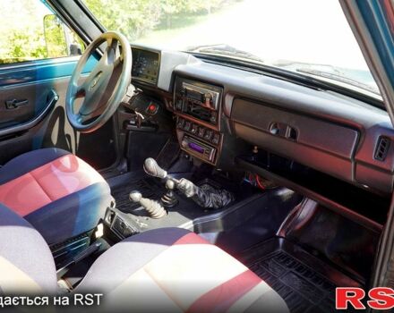 Зеленый ВАЗ Нива, объемом двигателя 1.7 л и пробегом 147 тыс. км за 3999 $, фото 4 на Automoto.ua