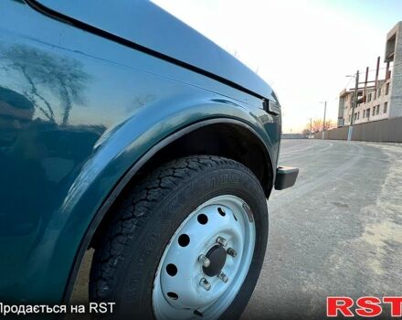 Зеленый ВАЗ Нива, объемом двигателя 1.7 л и пробегом 175 тыс. км за 4150 $, фото 4 на Automoto.ua