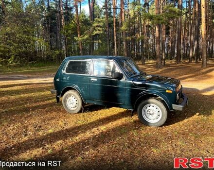 Зеленый ВАЗ Нива, объемом двигателя 1.7 л и пробегом 208 тыс. км за 3300 $, фото 1 на Automoto.ua