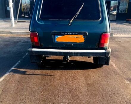 Зеленый ВАЗ Нива, объемом двигателя 1.7 л и пробегом 198 тыс. км за 3300 $, фото 1 на Automoto.ua
