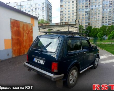 Зеленый ВАЗ Нива, объемом двигателя 1.7 л и пробегом 186 тыс. км за 4000 $, фото 3 на Automoto.ua