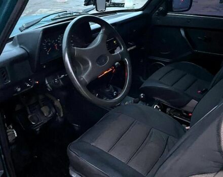 Зеленый ВАЗ Нива, объемом двигателя 1.7 л и пробегом 160 тыс. км за 5200 $, фото 4 на Automoto.ua