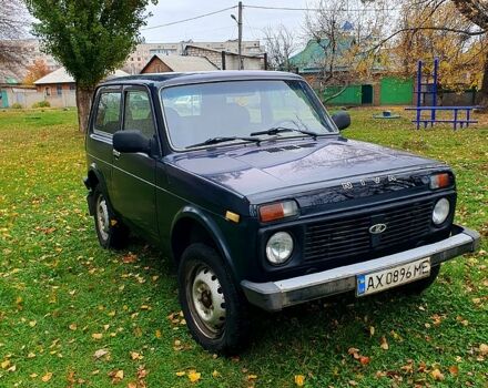 Зеленый ВАЗ Нива, объемом двигателя 1.7 л и пробегом 15 тыс. км за 3990 $, фото 4 на Automoto.ua