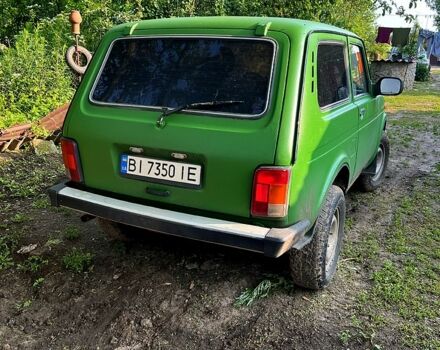 Зеленый ВАЗ Нива, объемом двигателя 1.7 л и пробегом 177 тыс. км за 3000 $, фото 2 на Automoto.ua
