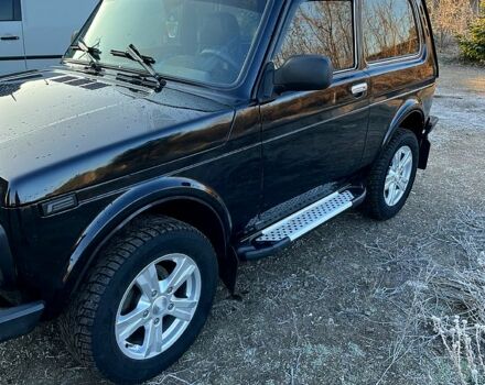 Зелений ВАЗ Нива, об'ємом двигуна 1.7 л та пробігом 173 тис. км за 7500 $, фото 1 на Automoto.ua