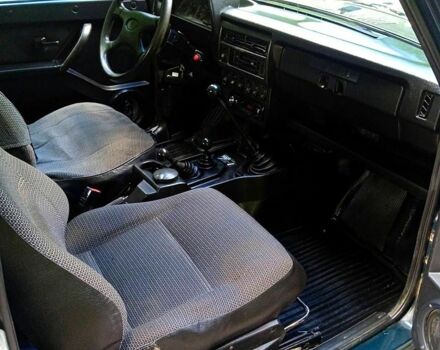 Зеленый ВАЗ Нива, объемом двигателя 1.7 л и пробегом 200 тыс. км за 3999 $, фото 4 на Automoto.ua