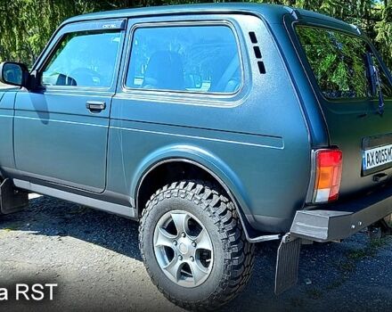 Зелений ВАЗ Нива, об'ємом двигуна 1.7 л та пробігом 79 тис. км за 7000 $, фото 9 на Automoto.ua