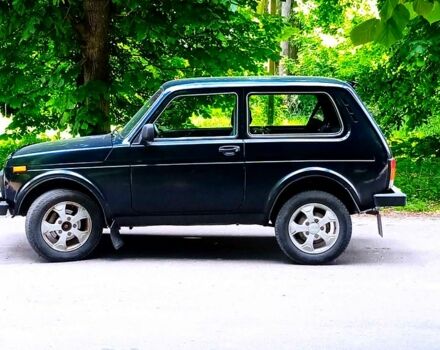 Зеленый ВАЗ Нива, объемом двигателя 1.7 л и пробегом 200 тыс. км за 3999 $, фото 5 на Automoto.ua