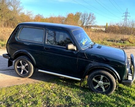 Зеленый ВАЗ Нива, объемом двигателя 1.7 л и пробегом 98 тыс. км за 5500 $, фото 1 на Automoto.ua