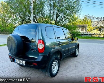 Зеленый ВАЗ Нива, объемом двигателя 1.7 л и пробегом 197 тыс. км за 4300 $, фото 10 на Automoto.ua