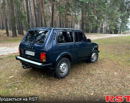 Зеленый ВАЗ Нива, объемом двигателя 1.7 л и пробегом 142 тыс. км за 3600 $, фото 4 на Automoto.ua