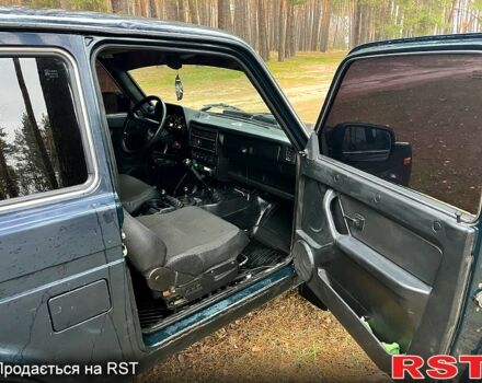 Зеленый ВАЗ Нива, объемом двигателя 1.7 л и пробегом 142 тыс. км за 3600 $, фото 10 на Automoto.ua