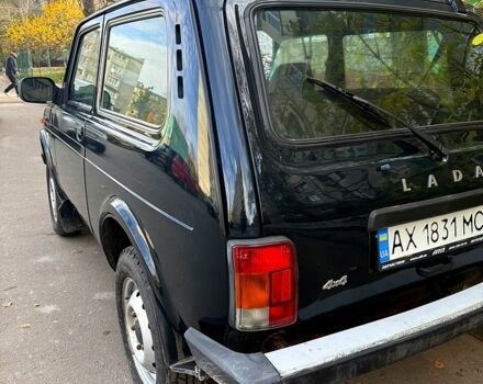 Зеленый ВАЗ Нива, объемом двигателя 1.7 л и пробегом 200 тыс. км за 3700 $, фото 3 на Automoto.ua