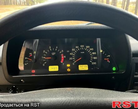 Зеленый ВАЗ Нива, объемом двигателя 1.7 л и пробегом 142 тыс. км за 3600 $, фото 9 на Automoto.ua