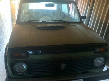 Зеленый ВАЗ Нива, объемом двигателя 1.6 л и пробегом 57 тыс. км за 2200 $, фото 1 на Automoto.ua