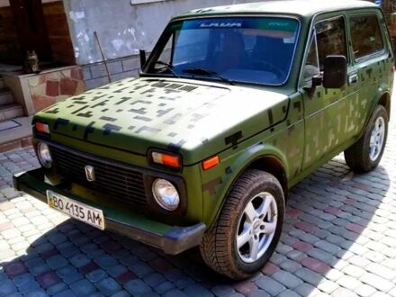 Зеленый ВАЗ Нива, объемом двигателя 1.6 л и пробегом 15 тыс. км за 1200 $, фото 1 на Automoto.ua