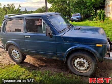 ВАЗ Нива 1998 у Глухове на Automoto.ua Зелений ВАЗ Нива, об'ємом двигуна 1.7 л та пробігом 0 тис. км за 1300 $, фото 1 на Automoto.ua