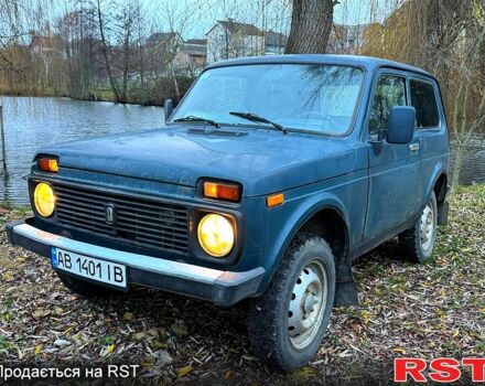 Зеленый ВАЗ Нива, объемом двигателя 1.7 л и пробегом 300 тыс. км за 1500 $, фото 1 на Automoto.ua