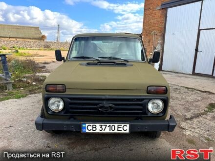 Зеленый ВАЗ Нива, объемом двигателя 1.7 л и пробегом 0 тыс. км за 2800 $, фото 1 на Automoto.ua
