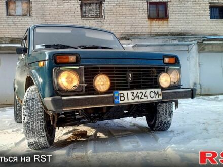 ВАЗ Нива 2003 в Светловдске на Automoto.ua Зеленый ВАЗ Нива, объемом двигателя 1.7 л и пробегом 120 тыс. км за 2999 $, фото 1 на Automoto.ua