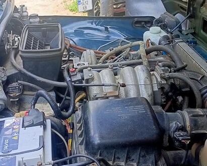 Зелений ВАЗ Нива, об'ємом двигуна 1.7 л та пробігом 287 тис. км за 3300 $, фото 1 на Automoto.ua