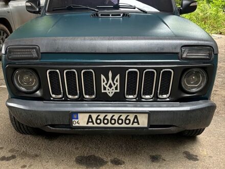 Зеленый ВАЗ Нива, объемом двигателя 1.7 л и пробегом 156 тыс. км за 4950 $, фото 1 на Automoto.ua