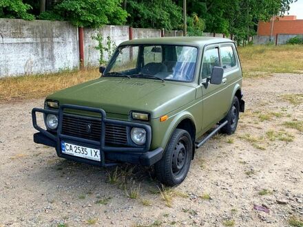 ВАЗ Нива 2006 в Умани на Automoto.ua Зеленый ВАЗ Нива, объемом двигателя 1.7 л и пробегом 340 тыс. км за 2500 $, фото 1 на Automoto.ua