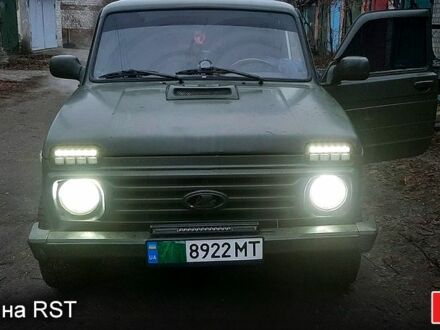 ВАЗ Нива 2006 в Харькове на Automoto.ua Зеленый ВАЗ Нива, объемом двигателя 17 л и пробегом 322 тыс. км за 4500 $, фото 1 на Automoto.ua