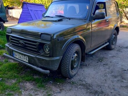 ВАЗ Нива 2008 в Дружковке на Automoto.ua Зеленый ВАЗ Нива, объемом двигателя 1.7 л и пробегом 250 тыс. км за 2300 $, фото 1 на Automoto.ua