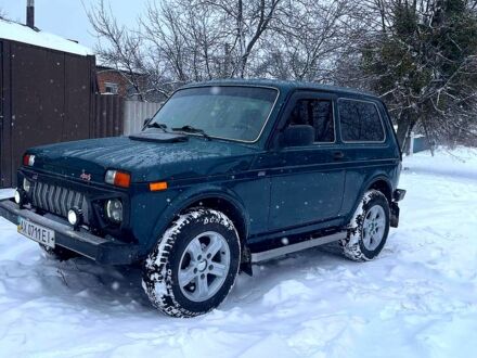 Зелений ВАЗ Нива, об'ємом двигуна 1.7 л та пробігом 89 тис. км за 5000 $, фото 1 на Automoto.ua
