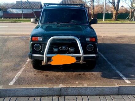 Зелений ВАЗ Нива, об'ємом двигуна 1.7 л та пробігом 198 тис. км за 3300 $, фото 1 на Automoto.ua