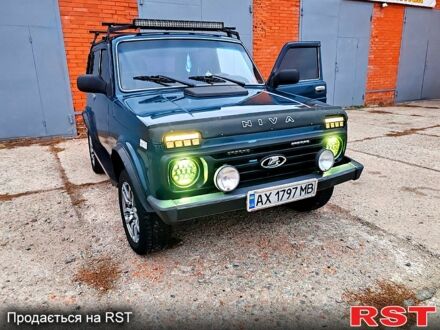 ВАЗ Нива 2012 в Змиеве на Automoto.ua Зеленый ВАЗ Нива, объемом двигателя 1.7 л и пробегом 198 тыс. км за 4500 $, фото 1 на Automoto.ua