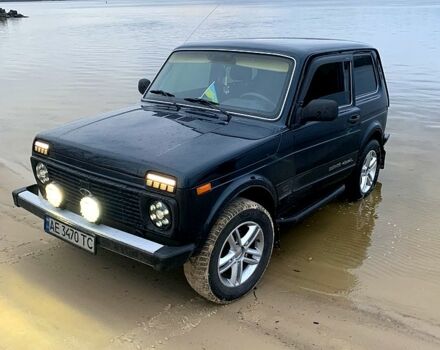 Зелений ВАЗ Нива, об'ємом двигуна 1.7 л та пробігом 96 тис. км за 7000 $, фото 1 на Automoto.ua