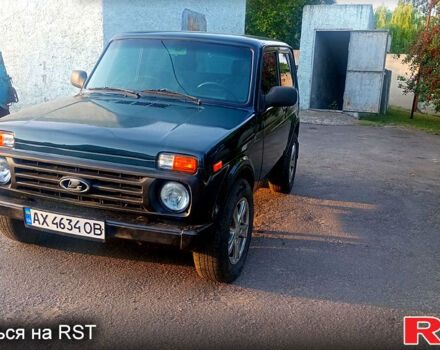 Зелений ВАЗ Нива, об'ємом двигуна 1.7 л та пробігом 200 тис. км за 3700 $, фото 1 на Automoto.ua