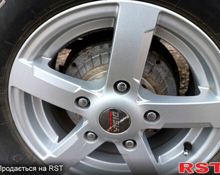 Помаранчевий ВАЗ Нива, об'ємом двигуна 1.5 л та пробігом 250 тис. км за 3800 $, фото 7 на Automoto.ua