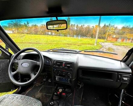 Оранжевый ВАЗ Нива, объемом двигателя 1.6 л и пробегом 300 тыс. км за 1999 $, фото 3 на Automoto.ua