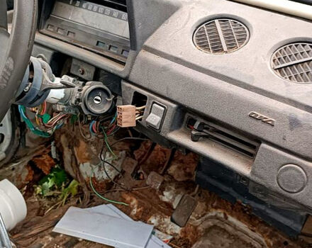 Белый ВАЗ Ока, объемом двигателя 0.8 л и пробегом 120 тыс. км за 190 $, фото 3 на Automoto.ua