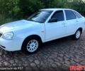 Белый ВАЗ Priora, объемом двигателя 1.6 л и пробегом 170 тыс. км за 2250 $, фото 1 на Automoto.ua
