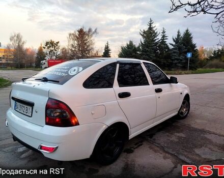 Белый ВАЗ Priora, объемом двигателя 1.6 л и пробегом 230 тыс. км за 2150 $, фото 6 на Automoto.ua