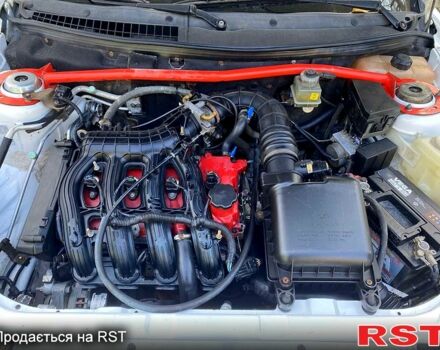 Білий ВАЗ Priora, об'ємом двигуна 1.6 л та пробігом 183 тис. км за 6200 $, фото 5 на Automoto.ua