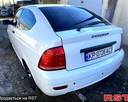 Білий ВАЗ Priora, об'ємом двигуна 1.6 л та пробігом 183 тис. км за 6200 $, фото 2 на Automoto.ua