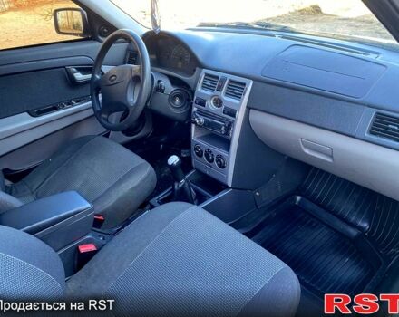 Білий ВАЗ Priora, об'ємом двигуна 1.6 л та пробігом 183 тис. км за 6200 $, фото 7 на Automoto.ua