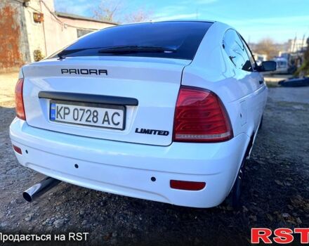 Білий ВАЗ Priora, об'ємом двигуна 1.6 л та пробігом 183 тис. км за 6200 $, фото 4 на Automoto.ua