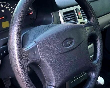 Білий ВАЗ Priora, об'ємом двигуна 1.6 л та пробігом 160 тис. км за 4450 $, фото 9 на Automoto.ua