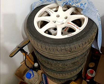 Белый ВАЗ Priora, объемом двигателя 1.6 л и пробегом 79 тыс. км за 4000 $, фото 10 на Automoto.ua