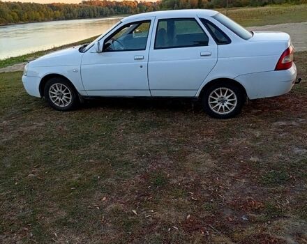 Белый ВАЗ Priora, объемом двигателя 1.6 л и пробегом 24 тыс. км за 2000 $, фото 3 на Automoto.ua