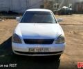 Білий ВАЗ Priora, об'ємом двигуна 1.6 л та пробігом 111 тис. км за 2300 $, фото 1 на Automoto.ua