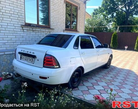 Белый ВАЗ Priora, объемом двигателя 1.6 л и пробегом 200 тыс. км за 1600 $, фото 5 на Automoto.ua