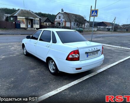 Белый ВАЗ Priora, объемом двигателя 1.6 л и пробегом 145 тыс. км за 3100 $, фото 4 на Automoto.ua